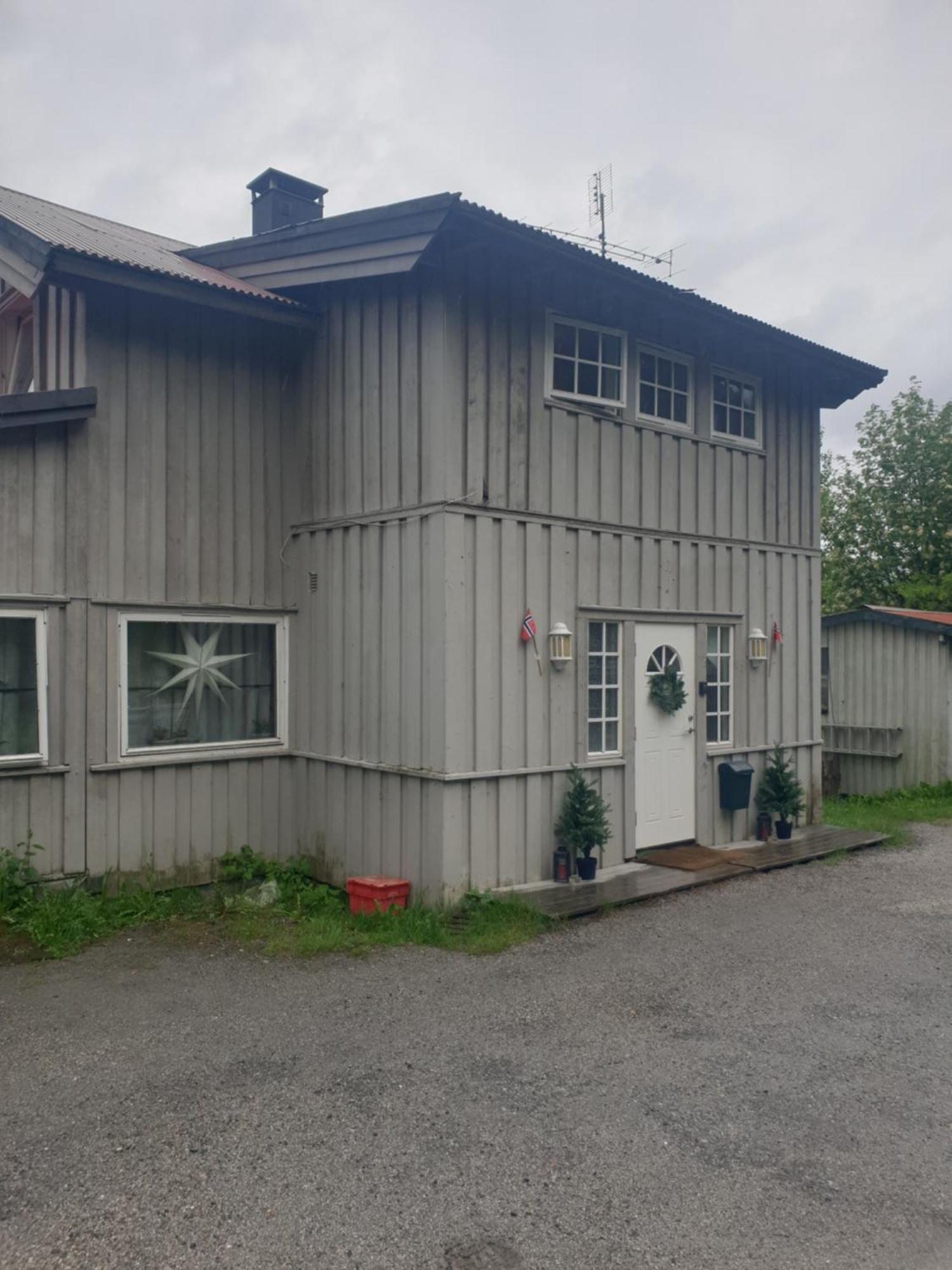 Holiday Rooms Гол Екстериор снимка