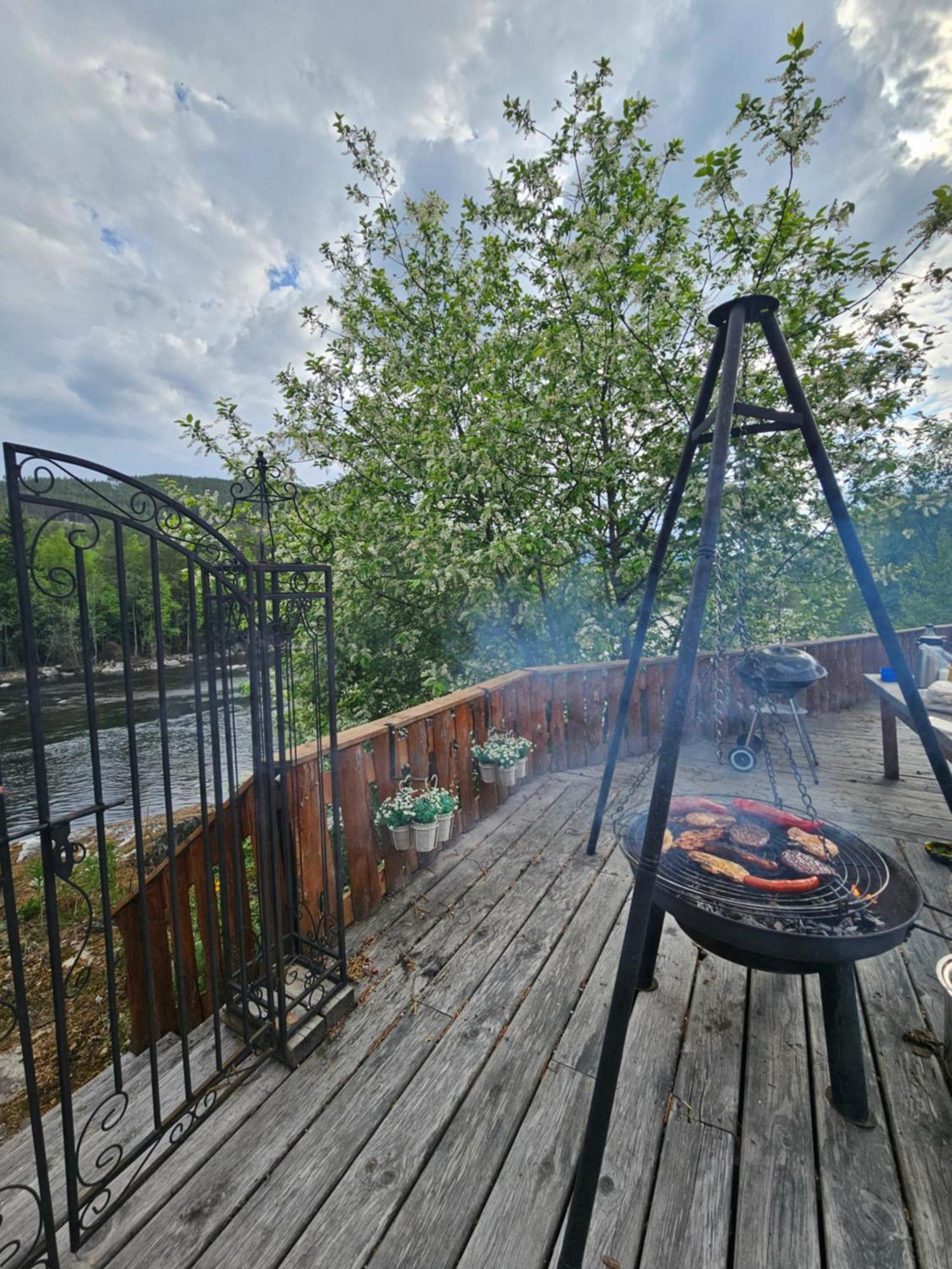 Holiday Rooms Гол Екстериор снимка